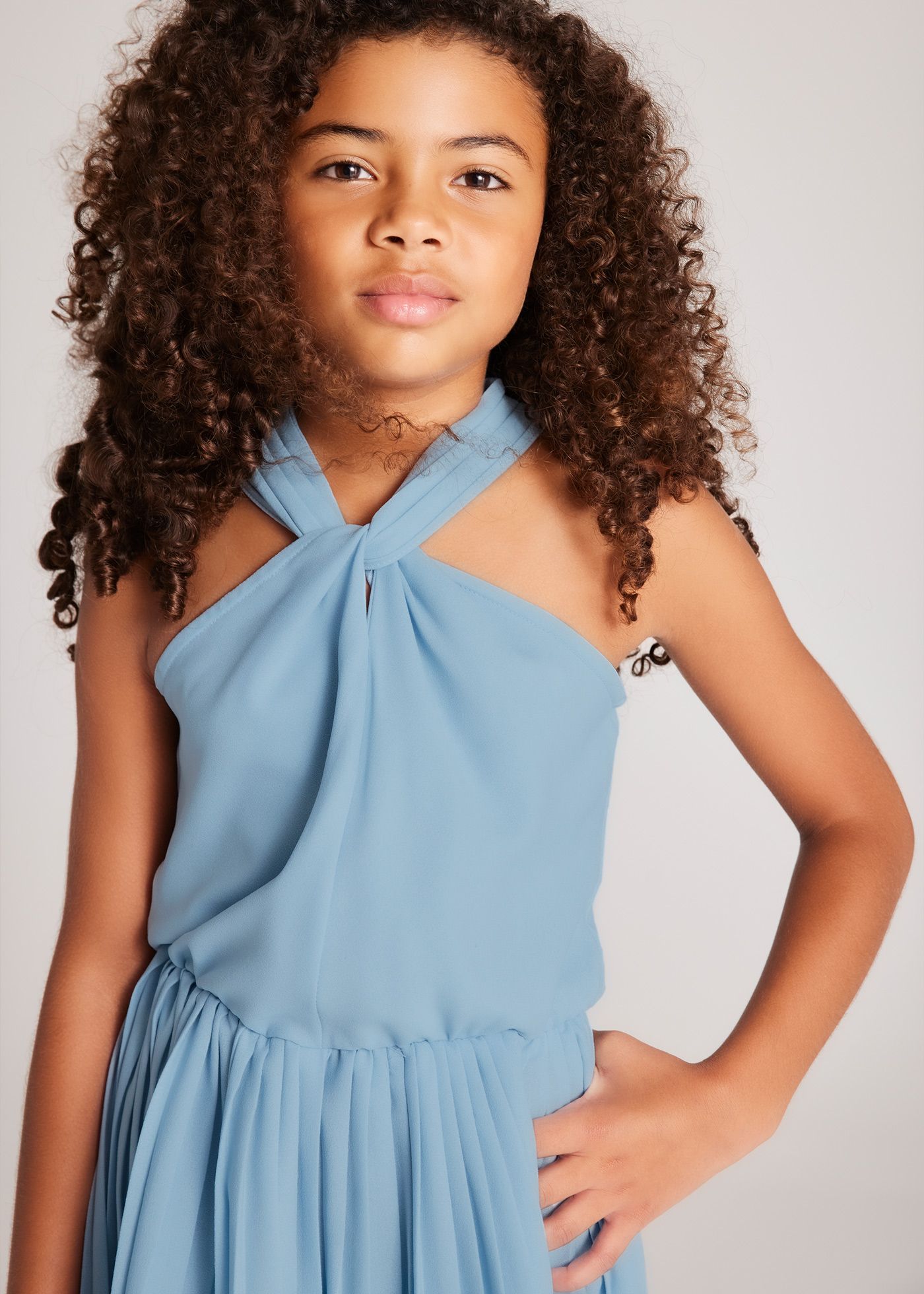 Mono corto crepe plisado