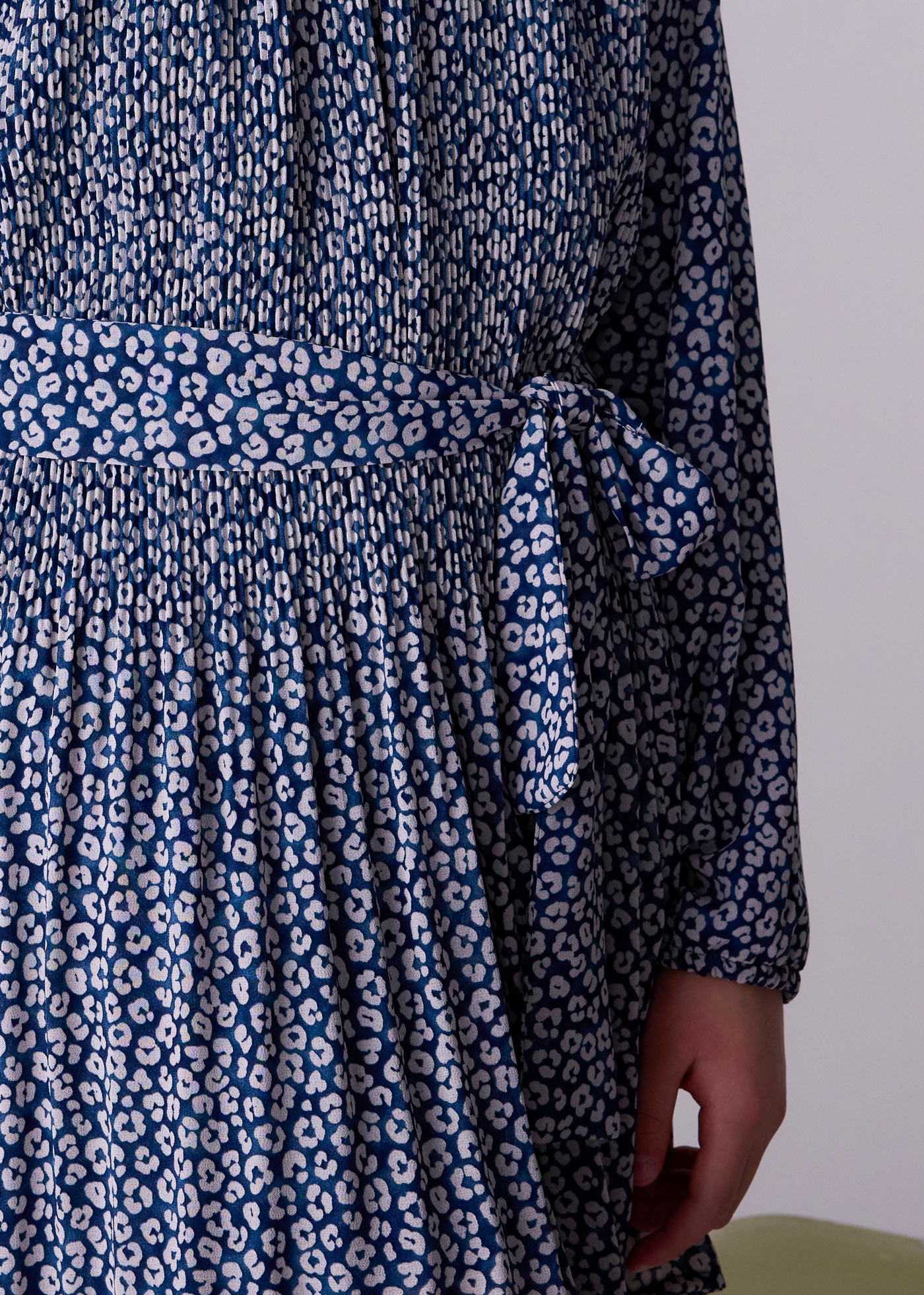 Vestido plisado estampado