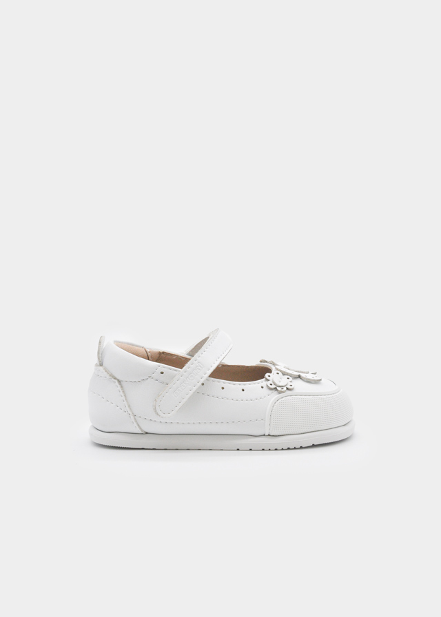 Mercedita respetuosa