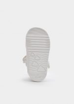 Mercedita respetuosa